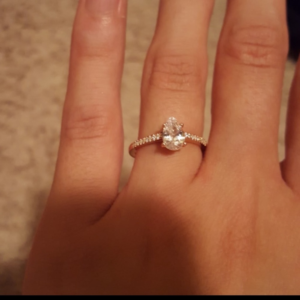 Rose gold pear ring